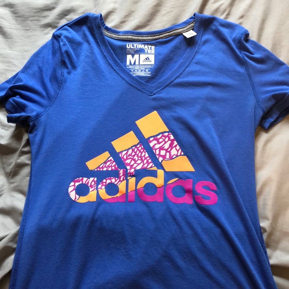 Adidas T-Shirt